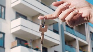 Înșelătorie cu imobiliare în județul Ilfov. Mai multe persoane au fost mințite de dezvoltatorul imobiliar