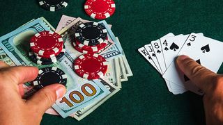 Variații de Poker mai interesante dec&acirc;t Texas Holdem