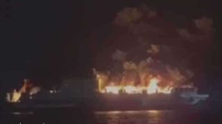 Incendiu pe un feribot grec &icirc;n Marea Ionică: 288 de persoane se aflau la bord, inclusiv 29 de rom&acirc;ni. Anunțul oficial al MAE