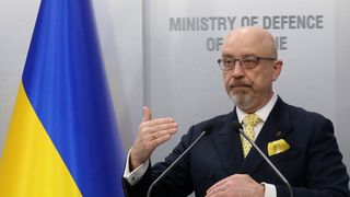 Ucraina a dezvăluit cum va răspunde în fața bombardamentelor separatiștilor din Donbas. Doi soldați ucrainieni au fost răniți