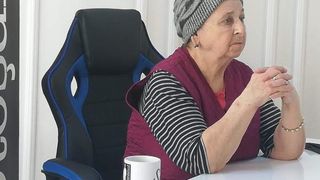 Mărturia emoționantă a femeii care a înviat la morgă.  Ea a fost aruncată printre zeci de cadavre: „Încărcau morții în basculantă”