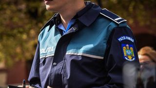 Un primar din Argeș a sunat la 112, după ce a fost bătut de o femeie chiar în primărie