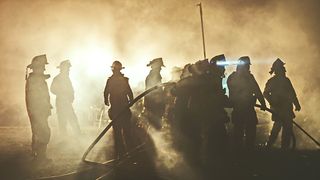 Incendiu la o spălătorie de haine din Bragadiru, cu degajări mari de fum