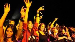  Un tânăr ieșean nu mai poate participa la concerte timp de doi ani