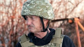 Actorul american Sean Penn se află la Kiev. Filmează un documentar despre invazia Rusiei