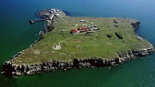 Insula Șerpilor a fost capturată de armata rusă. 13 polițiști de frontieră au murit apărând zona