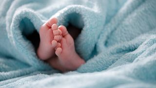 Imagini emoționante cu nou născuți prematuri din Ucraina