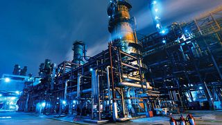 Prețul petrolului crește pe fondul invaziei ruse în Ucraina