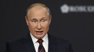 Prima slăbiciune a lui Vladimir Putin. "Este tot mai încordat, mai crispat"