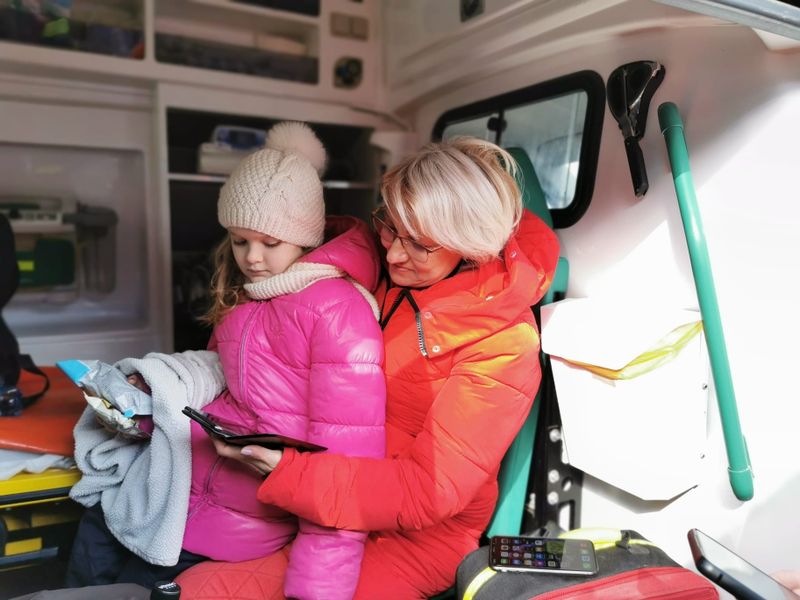 Povestea Mariei, ucraineanca care a fugit de război în România cu un copil de mână și unul în pântece. A luat cu ea doar un rucsac și câinele familiei