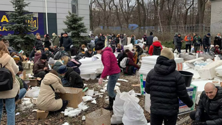 România se mobilizează pentru a-i ajuta pe ucraineni. Un nou transport cu ajutoare a plecat astăzi spre Ucraina