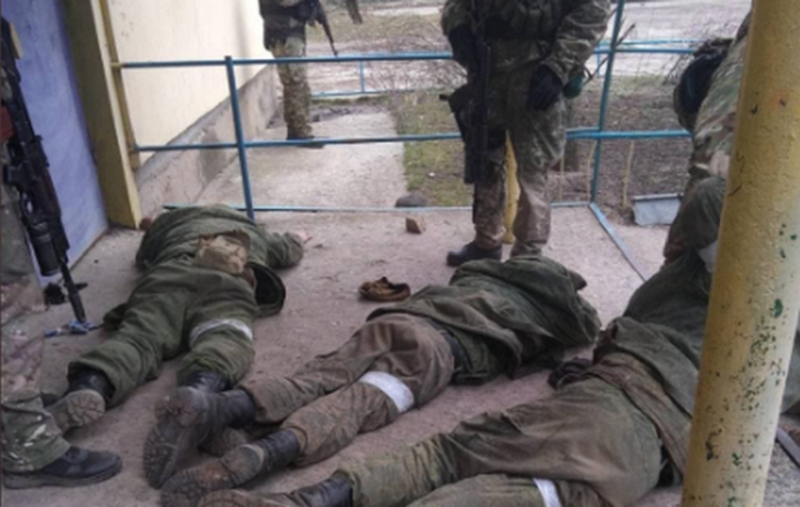 Autoritățile din Ucraina le cheamă pe mamele soldaților ruşi luaţi prizonieri să vină să-şi ia fiii de la Kiev