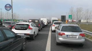 Cozi interminabile pe autostrada A1 și la Punctul de Trecere a Frontierei Nădlac II