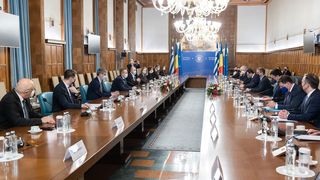 Şedinţă la Palatul Cotroceni privind gestionarea pandemiei de COVID-19. Se vor stabili primele măsuri de relaxare a restricţiilor