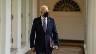 Joe Biden, discuții importante cu Președintele Ucrainei despre incendiul produs la centrala nucleară de la Zaporojie