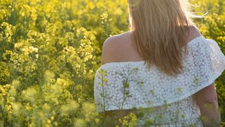 Este 8 martie 2022 zi liberă? Cine nu muncește de Ziua Femeii