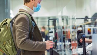 Fără certificat verde în mall-uri! De când se aplică măsura?