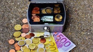 Curs valutar BNR, azi 9 martie 2022. Cum evoluează euro şi dolarul american? Anunțul oficial făcut de Banca Națională