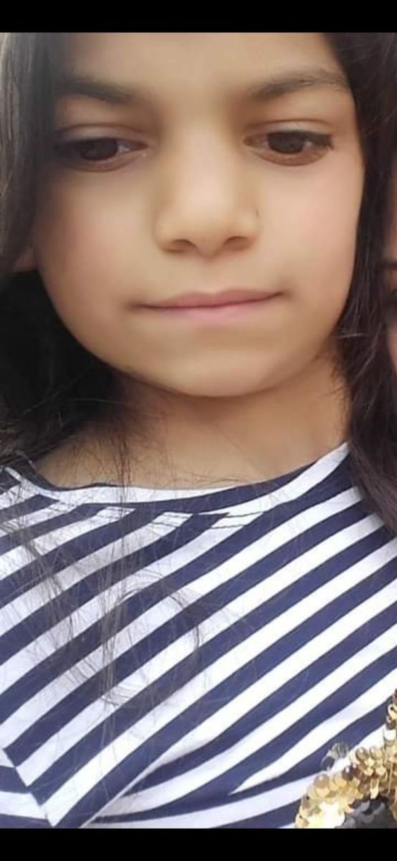 O elevă în vârstă de 12 ani din Vrancea a fost dată dispărută după ce nu s-a mai întors acasă de la școală. Dacă o vedeți, sunați la 112