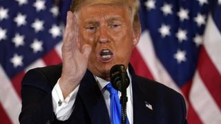 Donald Trump, aterizare de urgență după ce avionul său a rămas fără motor