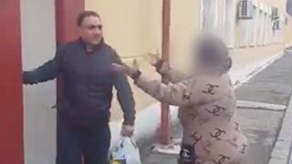 bercea mondialu și-a &icirc;mpins soția c&acirc;nd a fost eliberat