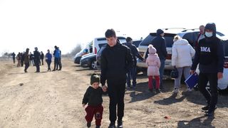 &bdquo;Alături de copiii din Ucraina&rdquo;. Donează și tu, la 8826!