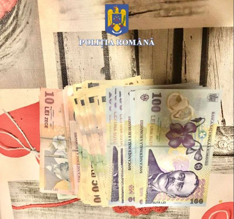 Un bărbat din județul Mureș a fost reținut de oamenii legii după ce ar fi sustras 3.000 euro şi 12.000 lei dintr-o maşină  