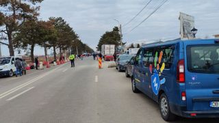 Voluntarii din Germania au venit să ajute la sortarea ajutoarelor de la Blaj