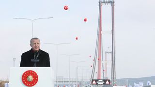 Turcia a inaugurat cel mai lung pod suspendat din lume, peste Strâmtoarea Dardanele