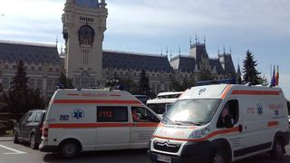 Doi copii din Odessa, cu maladii grave, au fost transferați de la Iași în Italia