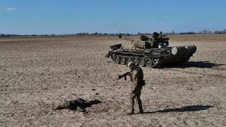 Un rus s-a predat cu tot cu tanc și a negociat prin SMS cu armata ucraineană