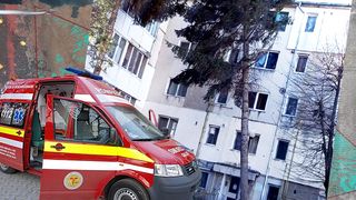 VIDEO - Adolescent dus la spital. A fost lovit de o bucată de tencuială desprinsă de pe blocuri din cauza rafalelor de vânt