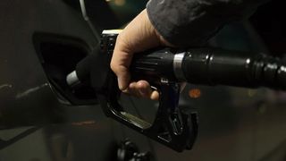 Preţul petrolului: Ce estimări oferă economiştii pentru 2022