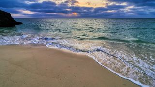 Plaje înghițite de ape la malul mării. Cea mai afectată zonă este sudul litoralului