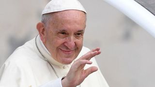 Războiul poate să aducă sfârșitul lumii. Papa Francisc: „Destul! Opriţi-vă! Lăsaţi armele să tacă!”