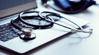 VIDEO - Veste buna pentru pensionari. Ce primesc gratuit de la 1 aprilie