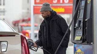 Noi scumpiri de carburanți. Prețul motorinei se apropie de 9 lei