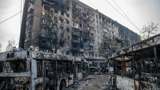 Primarul din Mariupol cere "evacuarea completă" a orașului
