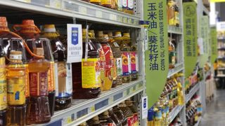 VIDEO | Ulei de floarea soarelui la preț de 3 lei/litrul. Analiza publicată de Guvernul României care a creat o adevărată isterie