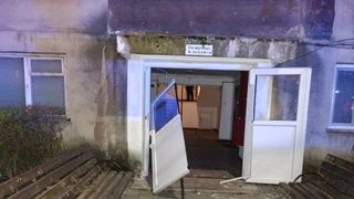 Explozie urmată de incendiu &icirc;ntr-un apartament din T&acirc;rgoviște