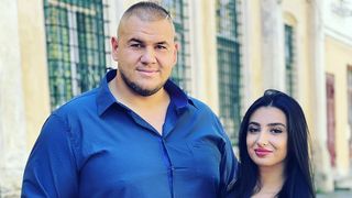 Cuplul Frumoasa și Bestia din Rom&acirc;nia. Diferența dintre cei doi o face cele 100 de kilograme și 40 de centimetri