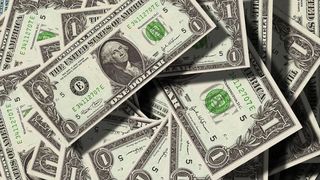 VIDEO - De la 1 Aprilie cresc ratele la bancă. Dobânda de referință pentru împrumuturi a urcat la 1.86%