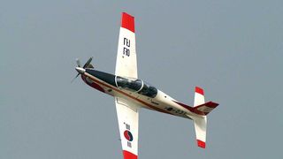  Două avioane ale forțelor aeriene sud-coreene s-au ciocnit în aer