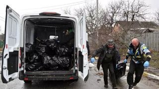 Zelenski, mesaj pentru mamele soldaților ruși: „Uitați ce nenorociți ați crescut”. El publică imagini cu masacrul din Bucha