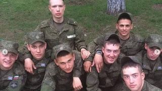 Cine sunt presupușii călăi ai masacrului de la Bucha. Gruparea Anonymous a publicat numele și pozele soldaților ruși