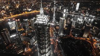 VIDEO - Explozie de cazuri de covid în Shanghai. Oamenii au ajuns să se bată pentru mâncare