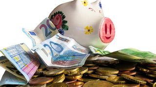 Curs valutar BNR azi, 6 aprilie 2022. Evoluția euro