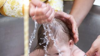 C&acirc;ţi bani se dau la un botez &icirc;n 2022?