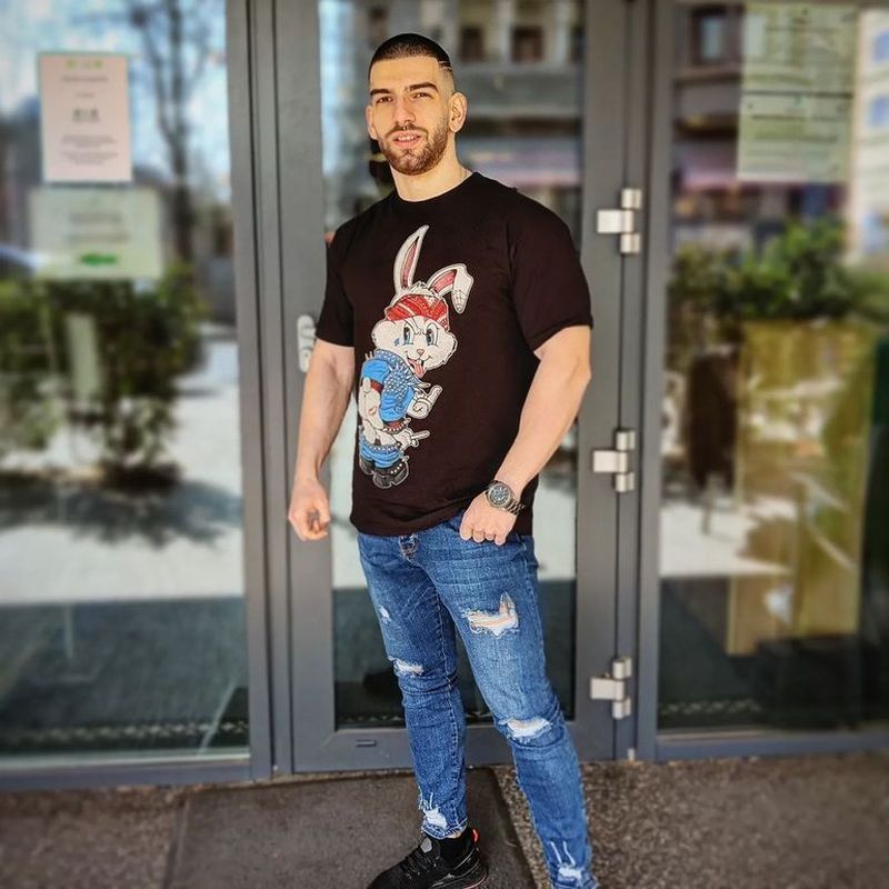 Cu ce se ocupă Cătălin Comăniță de la emisiunea Casa Iubirii? Muncește de la vârsta de 16 ani și se mândrește cu asta