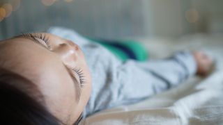 350 de copii au ajuns într-o singură zi, de urgență, la un spital din Capitală. Viroza și gripa fac ravagii